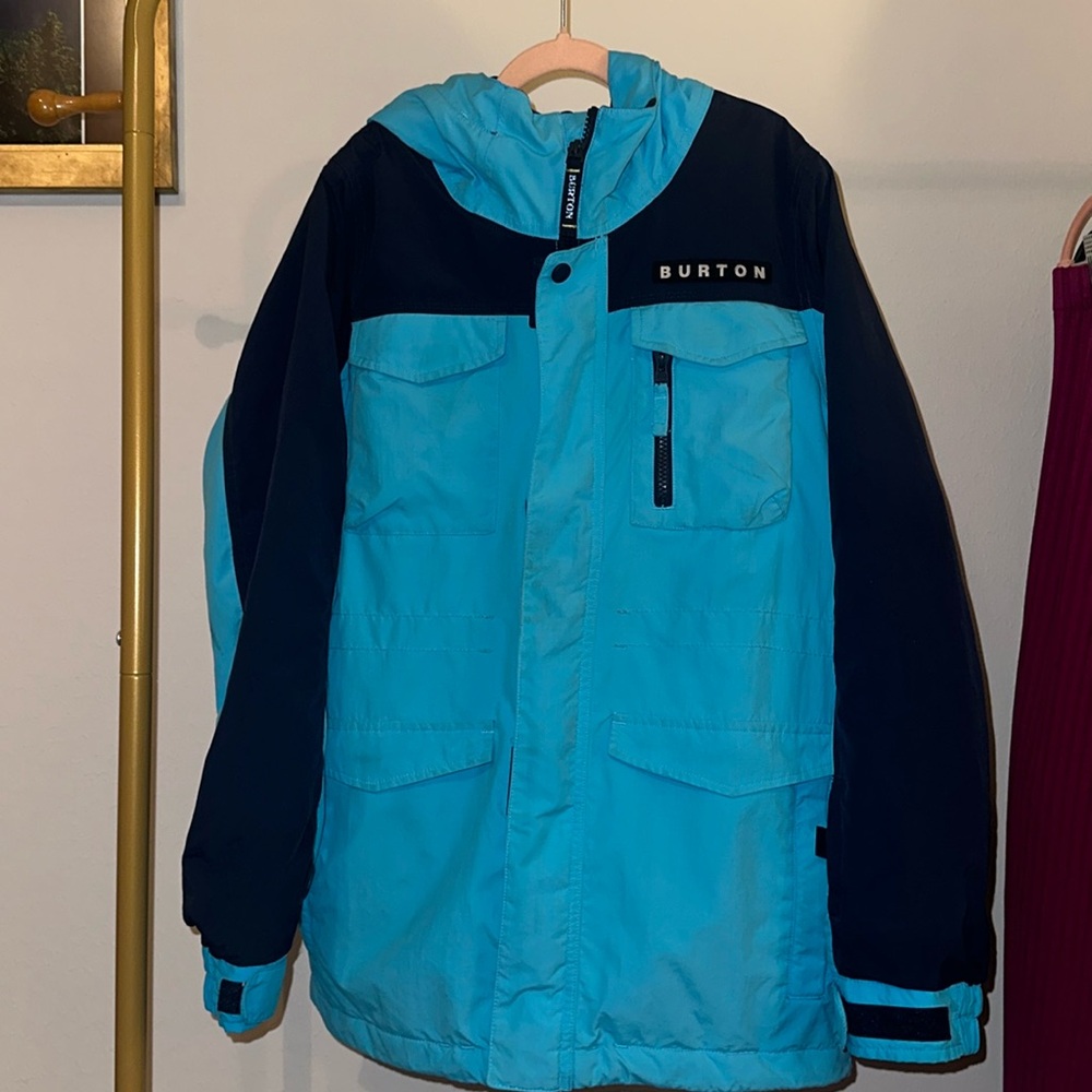 Boys youth size “L” Burton navy and aqua blue ski jacket.